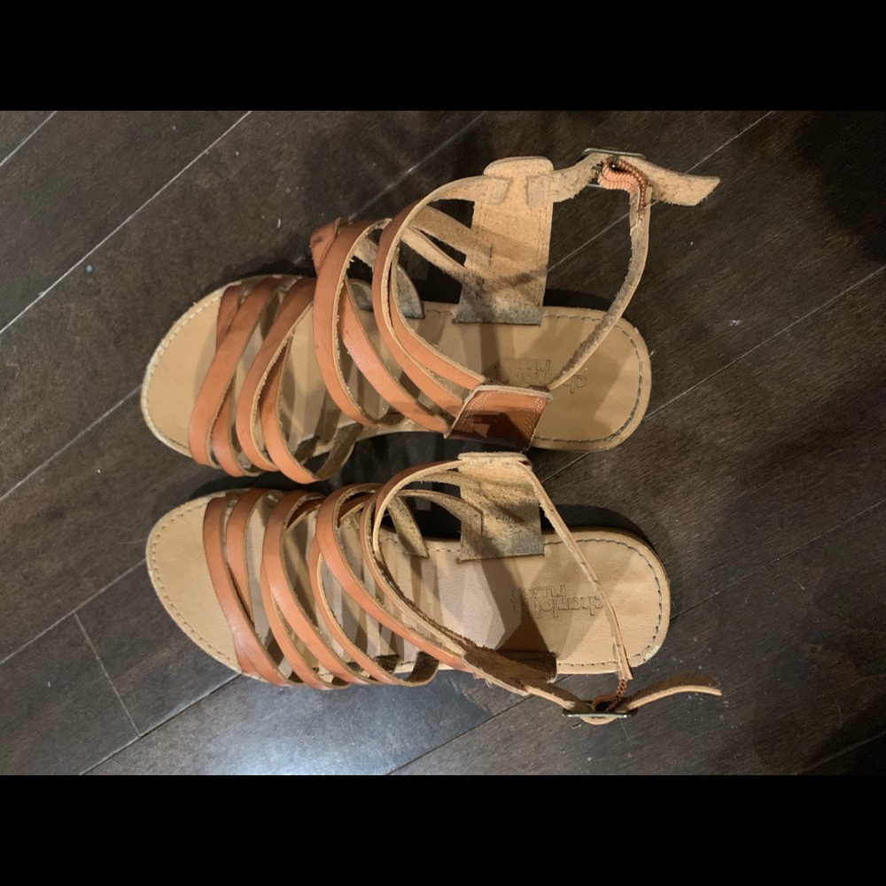 Forever 21 size 7 brown sandals